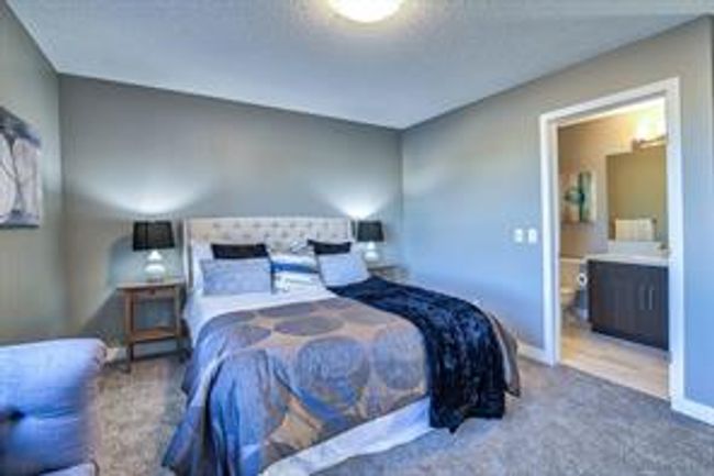 24 Masters Manor Se, House detached with 3 bedrooms, 2 bathrooms and 2 parking in Calgary AB | Image 23