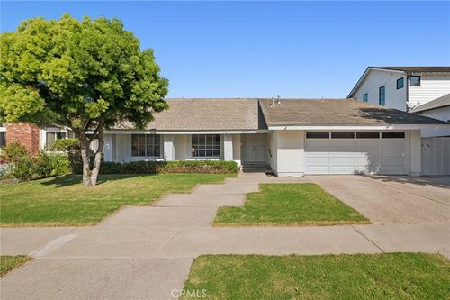 2030 Port Weybridge Pl, Newport Beach, CA, 92660-5433 | Card Image