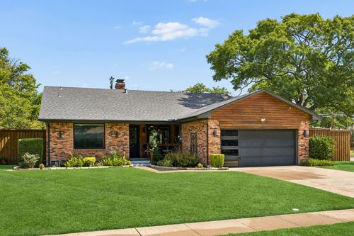3039 Sharpview Ln, Dallas, TX, 75228-6084 | Card Image