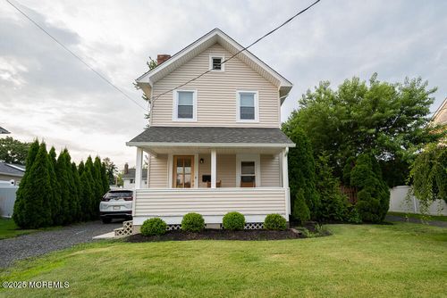 610 Ocean Rd, Spring Lake, NJ, 07762-1843 | Card Image