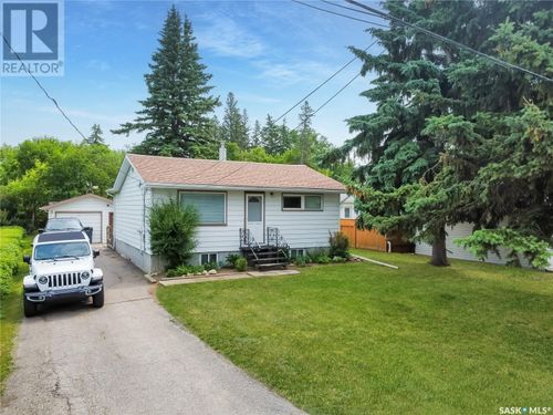 1013 Boyle St, Indian Head, SK, S0G2K0 | Card Image