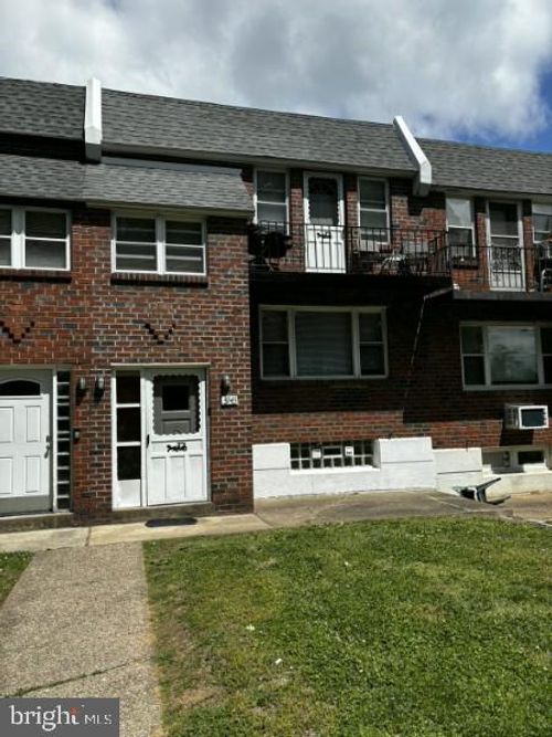 3943 Lankenau Ave, Philadelphia, PA, 19131-2808 | Card Image