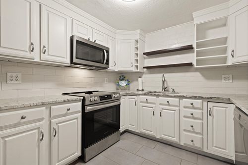 unit-20-42 2nd Ave, North Attleboro, MA, 02760-6314 | Card Image