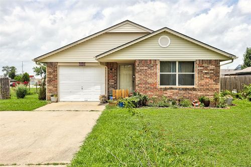 308 Traditional Way Ct, Shawnee, OK, 74804-1402 | Card Image
