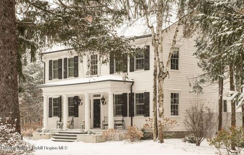 34 Broad St, Kinderhook, NY, 12106-1701 | Card Image