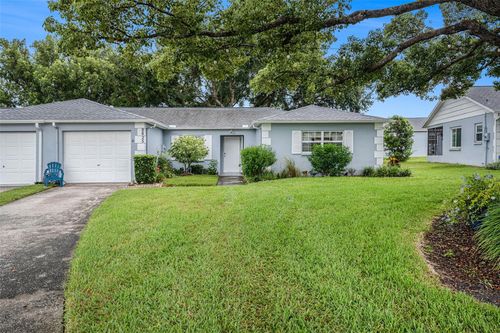 8825 Manos Cir, New Port Richey, FL, 34655-3007 | Card Image