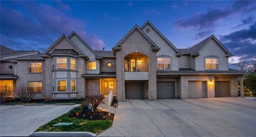 4-833 Neeb Rd, Cincinnati, OH, 45233-4668 | Card Image