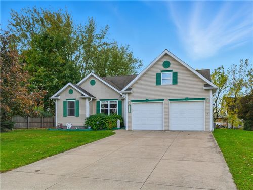 4716 Cedar Dr, North East, PA, 16428-6506 | Card Image