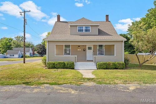 1801 E C St, Belleville, IL, 62221-4913 | Card Image