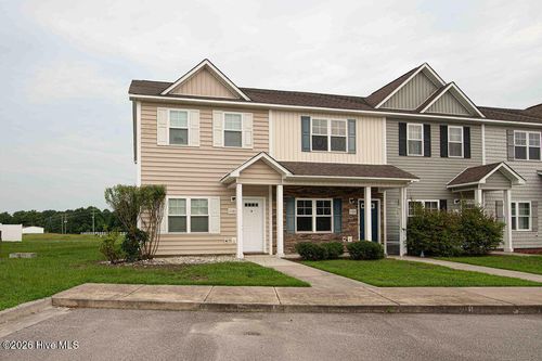 110 Justice Farm Dr, Sneads Ferry, NC, 28460-4700 | Card Image