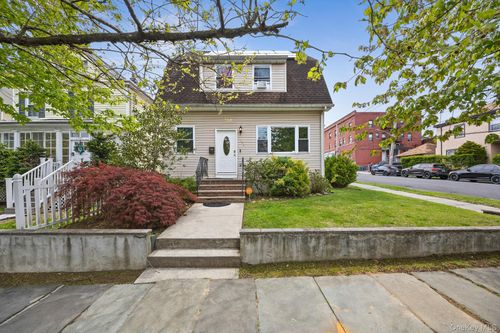 196 Hillside Ave, Mount Vernon, NY, 10553-1840 | Card Image