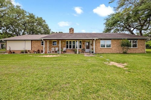 6825 Highland Rd, Santa Fe, TX, 77517-3183 | Card Image