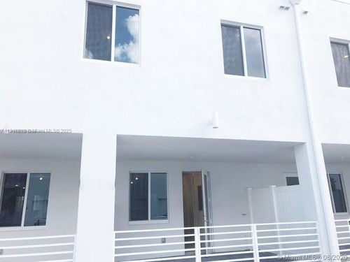 apt-107-10229 Nw 64th Ter, Doral, FL, 33178-4685 | Card Image