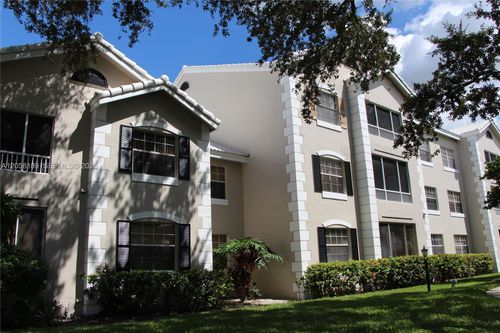 108-2803 N Oakland Forest Dr, Oakland Park, FL, 33309-7618 | Card Image