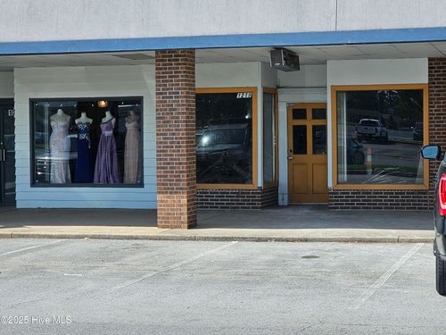 1219 Hargett St, Jacksonville, NC, 28540-5934 | Card Image