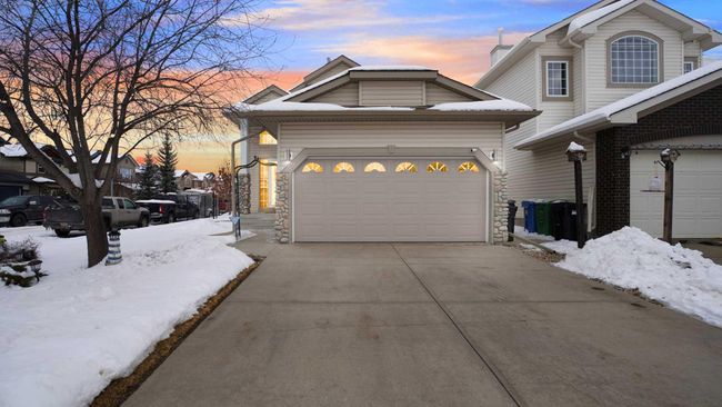 44 Bridlemeadows Common Sw, Home with 4 bedrooms, 3 bathrooms and 5 parking in Calgary AB | Image 1