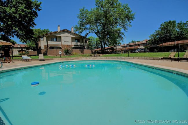 E - 6370 S 80 Th East Ave, Condo with 2 bedrooms, 3 bathrooms and null parking in Tulsa OK | Image 26