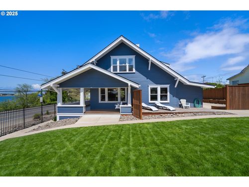 363 S Empire Blvd, Coos Bay, OR, 97420-2773 | Card Image