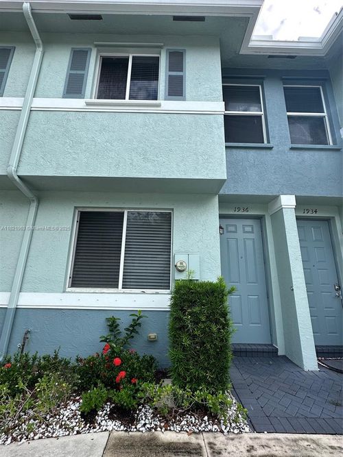 1936-1936 Alamanda Way, Riviera Beach, FL, 33404-1869 | Card Image
