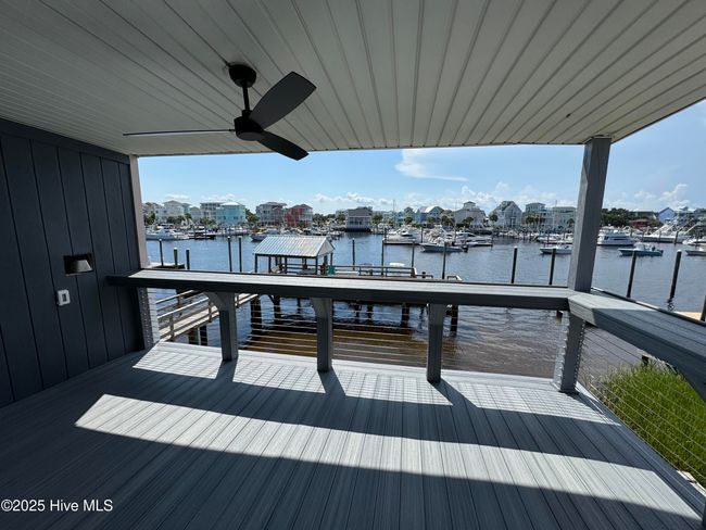 APT-1 - 519 Canal Dr, Condo with 2 bedrooms, 2 bathrooms and null parking in Carolina Beach NC | Image 25