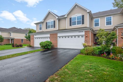 1009 Draper Rd, McHenry, IL, 60050-7201 | Card Image