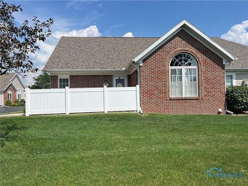 94 Summerfield Blvd, Bowling Green, OH, 43402-8809 | Card Image