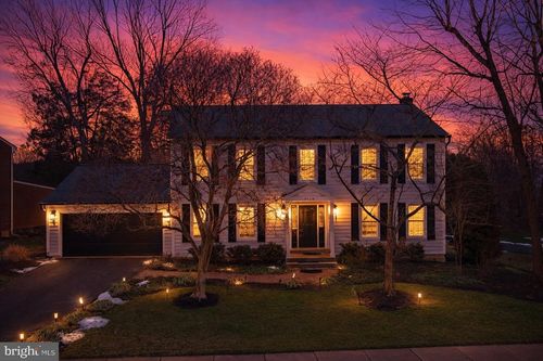 3623 Great Laurel Ln, FAIRFAX, VA, 22033-1212 | Card Image