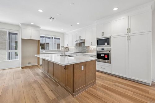 2522 Thyme Way, Carlsbad, CA, 92008-3897 | Card Image