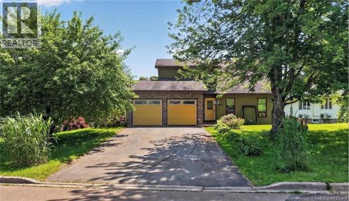 96 Teakwood Way, Moncton, NB, E1G1V3 | Card Image
