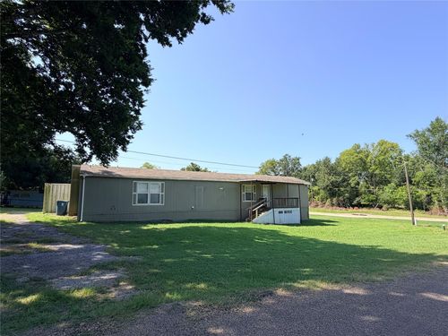 320 Houck St, Buffalo, TX, 75831 | Card Image