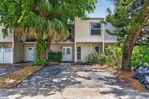 292-292 Sunshine Drive, Coconut Creek, FL, 33066 | Card Image