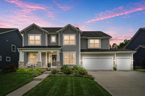 945 Memories Ln, Westerville, OH, 43081-2698 | Card Image
