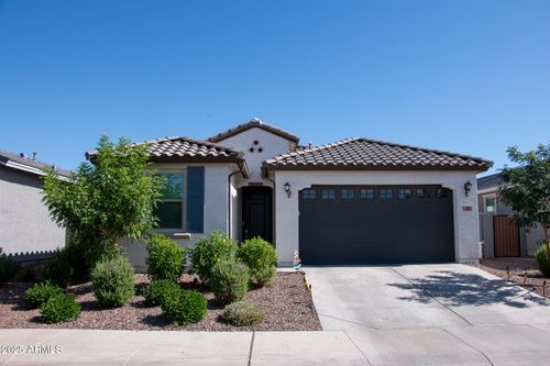 82 E Capricorn Way, Chandler, AZ, 85249-2420 | Card Image