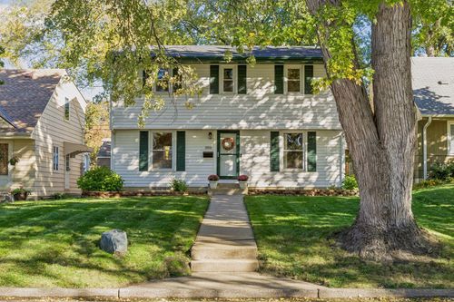 3816 Abbott Ave N, Robbinsdale, MN, 55422-2306 | Card Image