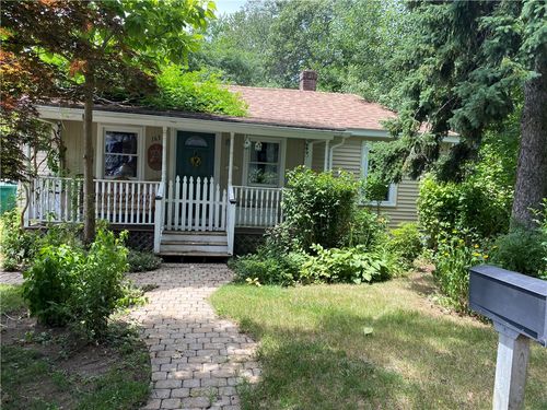 163 Reynolds Ave, Warwick, RI, 02889-8735 | Card Image