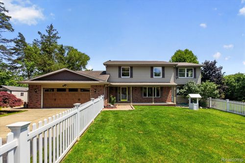 7186 River Rd, Flushing, MI, 48433-2248 | Card Image