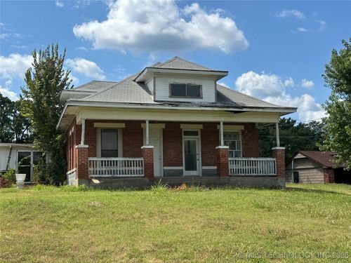 102 Oak St, Hartshorne, OK, 74547 | Card Image