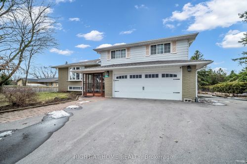 19200 2nd Concession Rd, East Gwillimbury, ON, L9N0H3 | Card Image