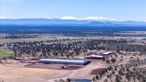 11997 Sw Cornett Loop, Powell Butte, OR, 97753-1962 | Card Image