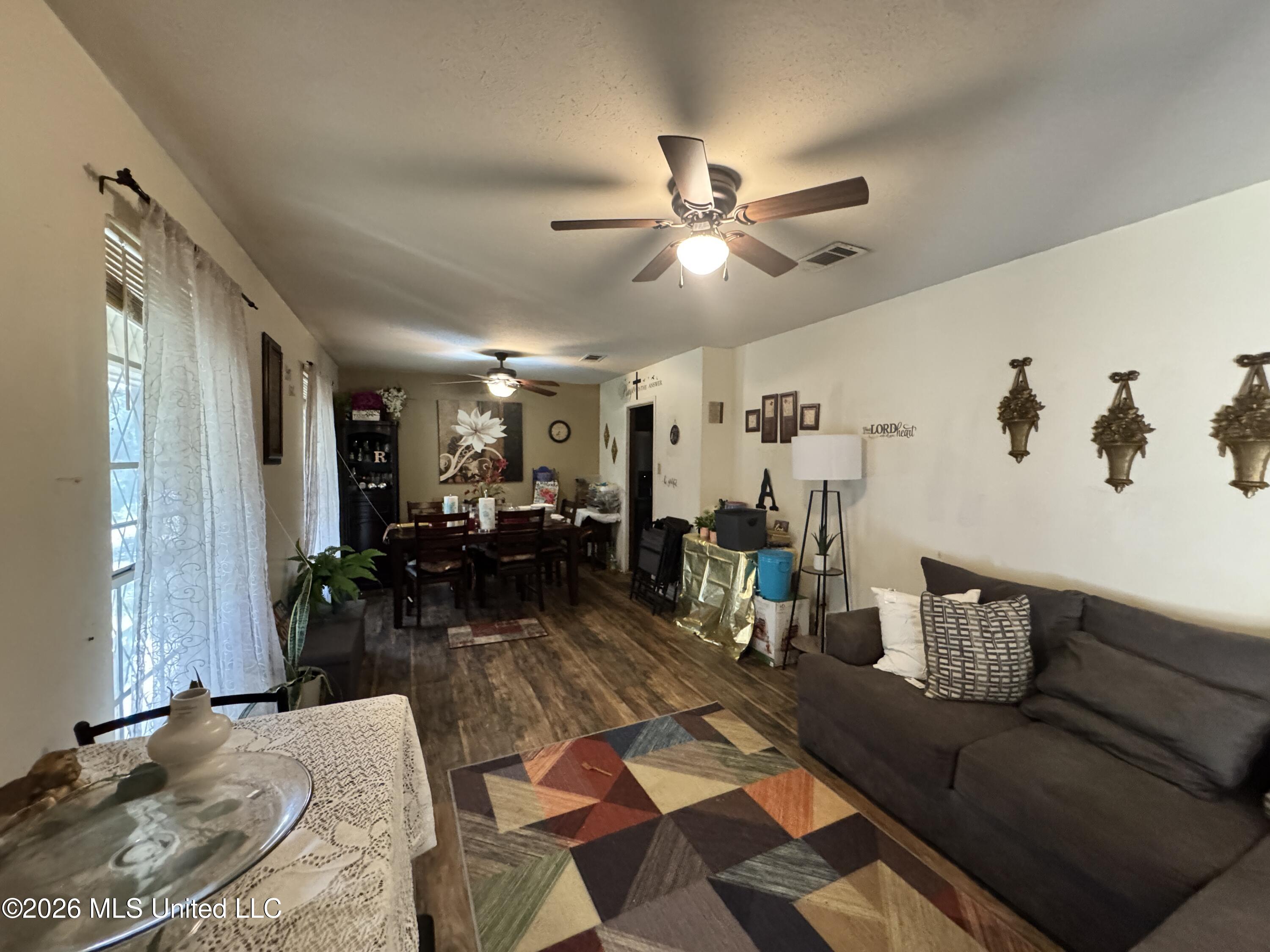 Residential in Jackson 5