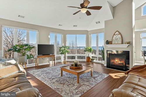 apt-404-1621 Ladue Ct, WOODBRIDGE, VA, 22191-5541 | Card Image