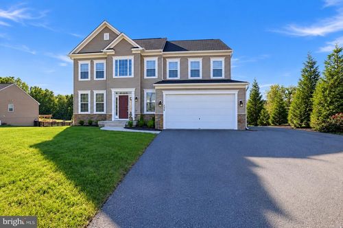 154 Hartwood Landing Ln, Fredericksburg, VA, 22406-4094 | Card Image