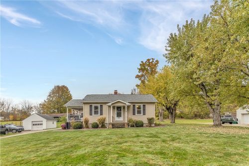 1084 Schultz Rd, Latrobe, PA, 15650-5418 | Card Image