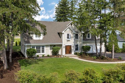 2074 Greenview Rd, Northbrook, IL, 60062-6627 | Card Image