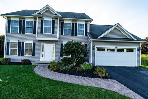 649 Kayloc Cir, Webster, NY, 14580-8653 | Card Image