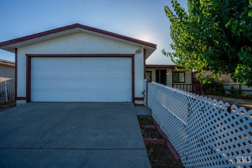1123 Bordelais St, Delano, CA, 93215-1853 | Card Image