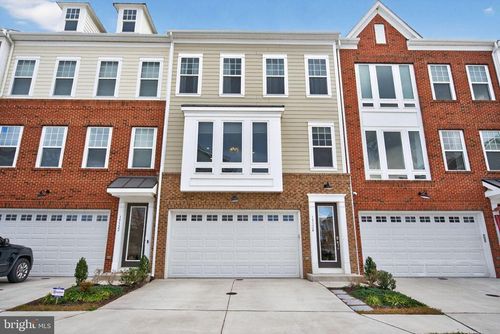 19324 Brookwater Ter, Leesburg, VA, 20175-4782 | Card Image