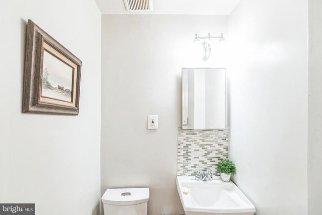 APT-7 - 2737 Devonshire Pl Nw, Condo with 2 bedrooms, 2 bathrooms and null parking in WASHINGTON DC | Image 30