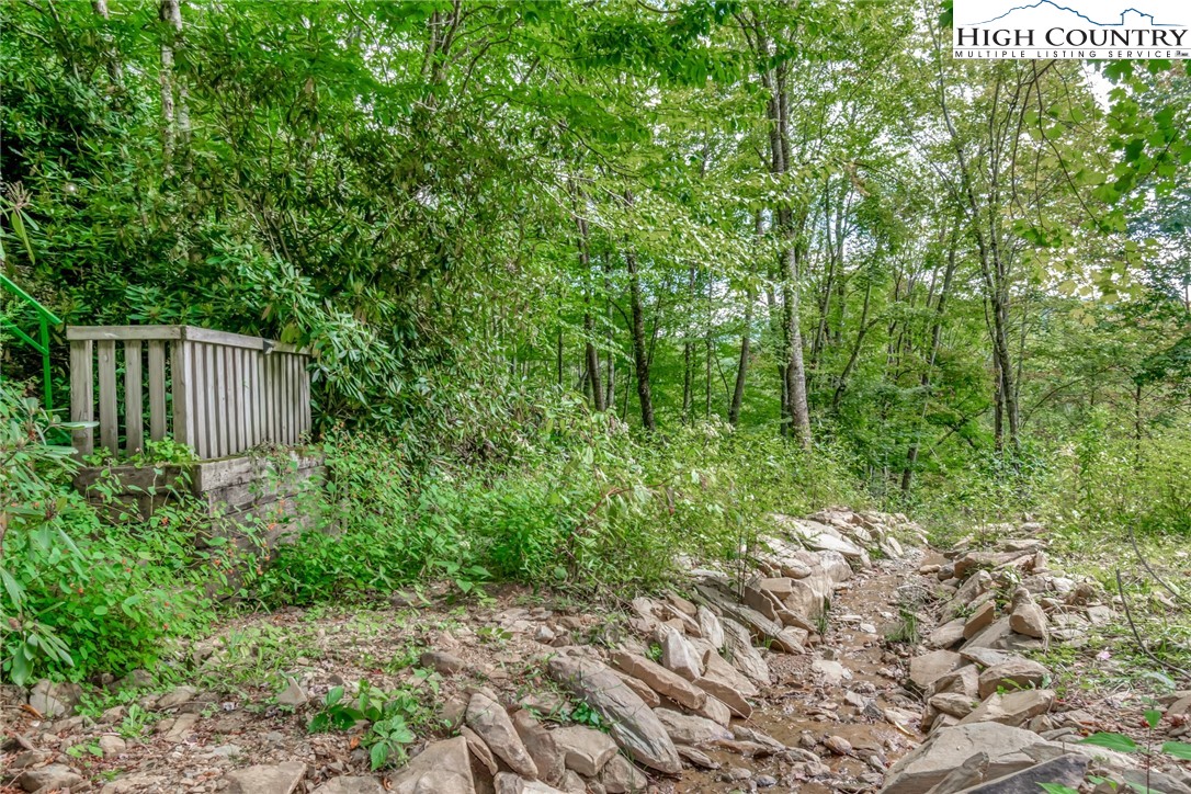 Land in Newland