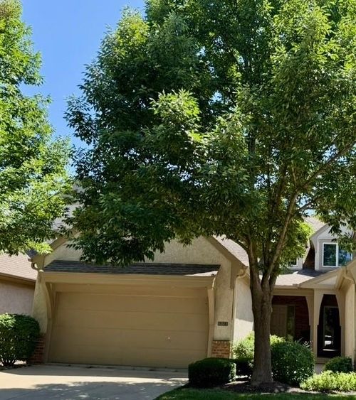6323 W 145th St, Overland Park, KS, 66223-1806 | Card Image